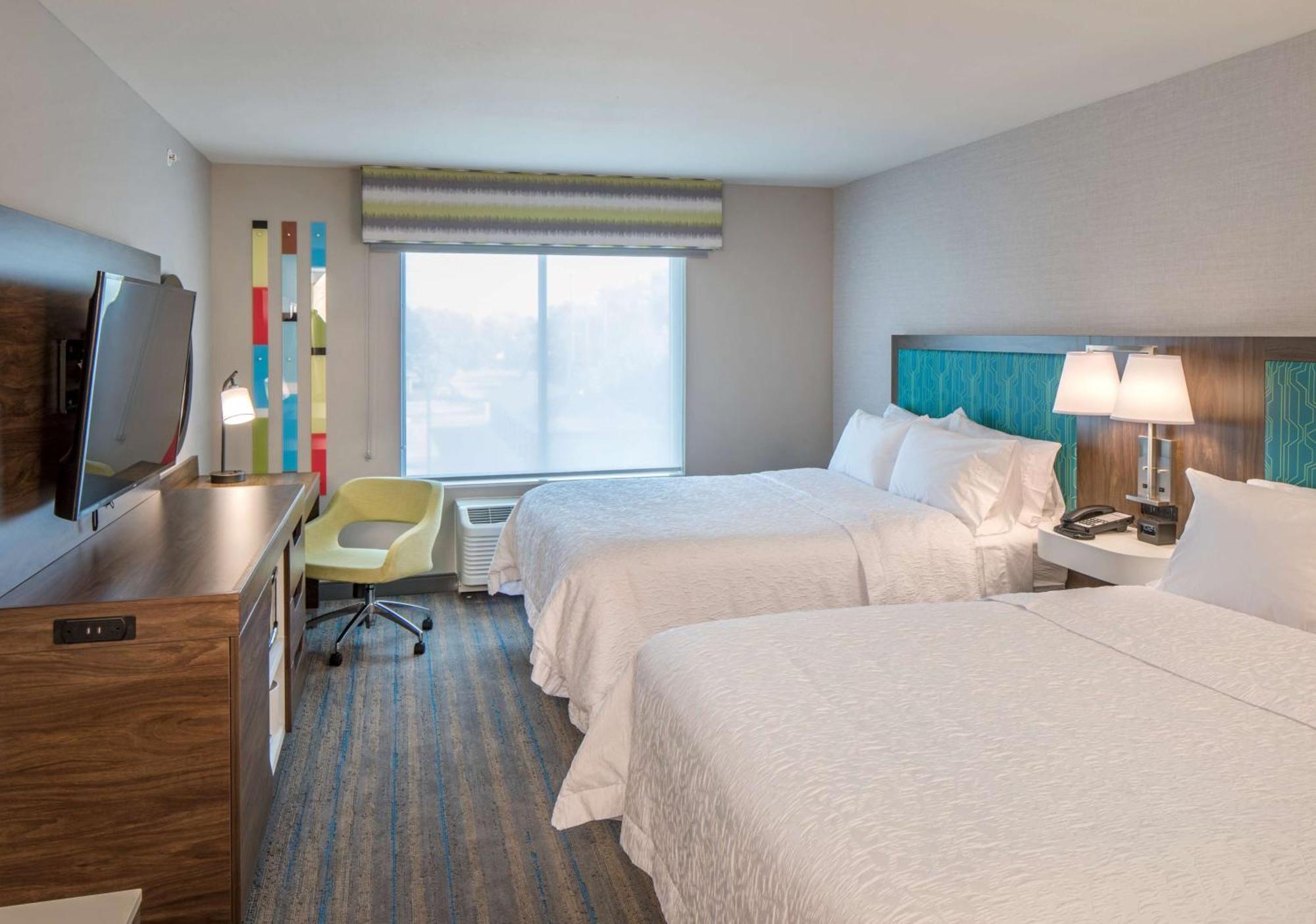Hampton Inn Columbus Exterior photo
